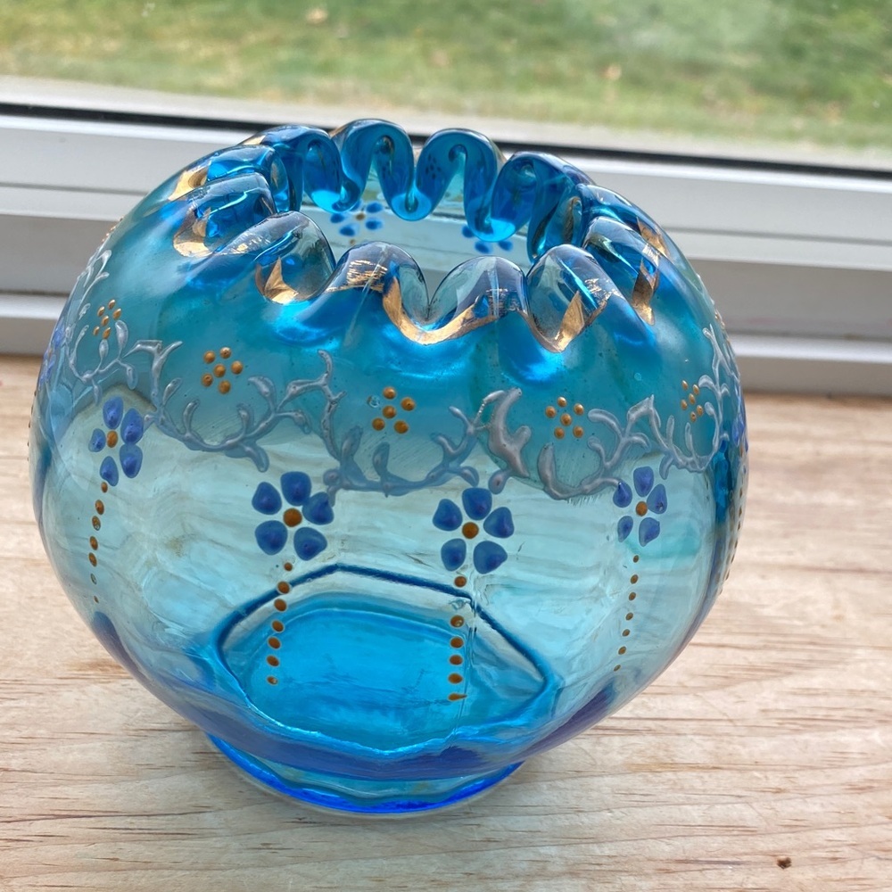 Vintage Victorian Hand Blown Art Glass Rose Bowl